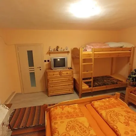 Privat U Zdenky 3* Тврдошин